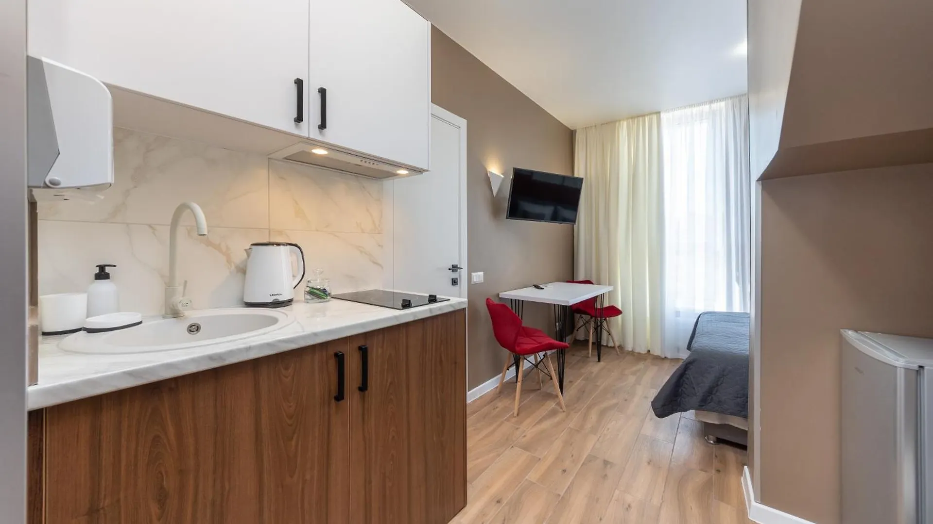 Apartment Апартаменти Myfreedom Поруч Метро Нивки Kyiv Ukraine